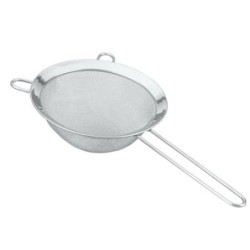 COLADOR INOXIDABLE 18 CM. VICTORIA 116918