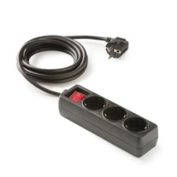 BASE 3 TOMAS TT C/INTERRUPTOR CABLE 1.5M. NEGRO