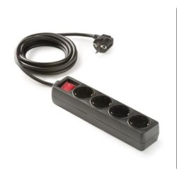 BASE 4 TOMAS TT C/INTERRUPTOR CABLE 1.5M. NEGRO